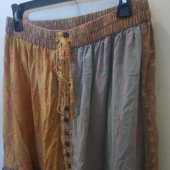 Sacred Threads | Patchwork Maxi Skirt - Picture 3 of 6